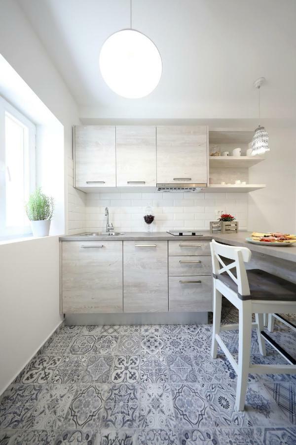 St. Simeon Apartment